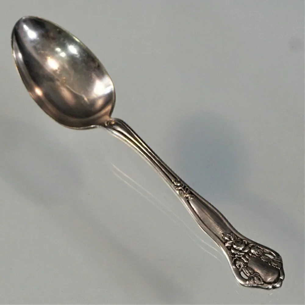 Dolly Madison 1911 Pattern Serving Spoon Silver Inlaid by Holmes & Edwards